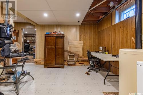 1164 Hochelaga Street W, Moose Jaw, SK - Indoor Photo Showing Basement