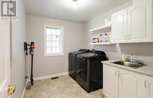 136 Maple Lane, Blue Mountains, ON - Indoor Photo Showing Laundry Room