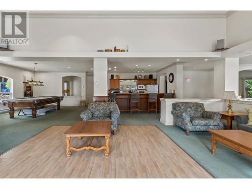 3880 Brown Road Unit# 310, West Kelowna, BC - Indoor Photo Showing Living Room