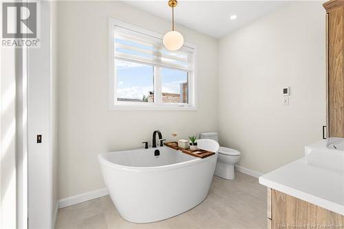 29 Marc Court, Shediac, NB - Indoor Photo Showing Bathroom