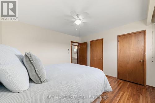 8 Edgehill Road, Belleville, ON - Indoor Photo Showing Bedroom