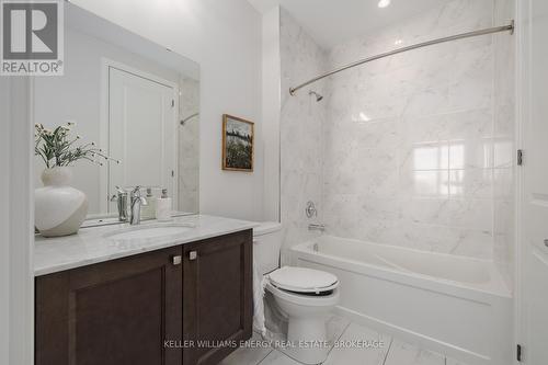 2 - 325 Lakebreeze Drive, Clarington (Newcastle), ON - Indoor Photo Showing Bathroom