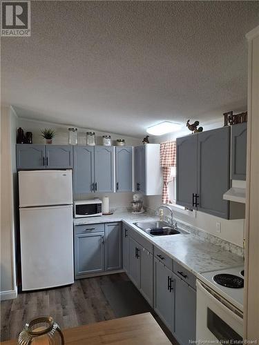 446 Mazerolle Settlement Road, Kingsclear, NB - Indoor Photo Showing Kitchen With Double Sink