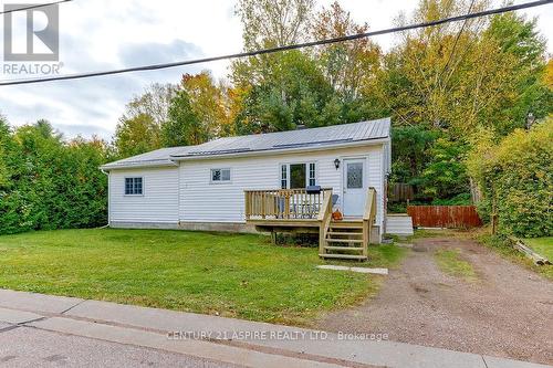 1332 Victoria Street, Petawawa, ON - Outdoor With Deck Patio Veranda