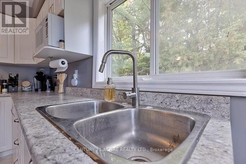 1332 Victoria Street, Petawawa, ON - Indoor Photo Showing Kitchen With Double Sink