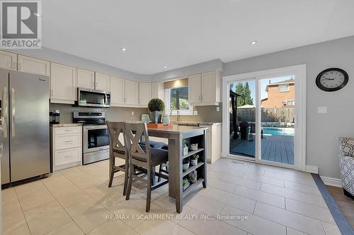 1558 Upper Wellington Street, Hamilton, ON - Indoor Photo Showing Kitchen With Stainless Steel Kitchen