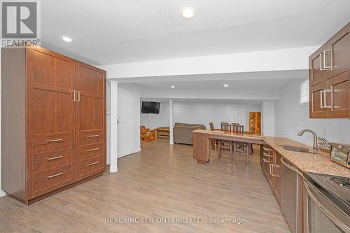 45 Las Road, West Lincoln, ON - Indoor Photo Showing Kitchen