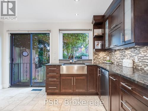 96 Winnett Avenue, Toronto, ON - Indoor Photo Showing Kitchen