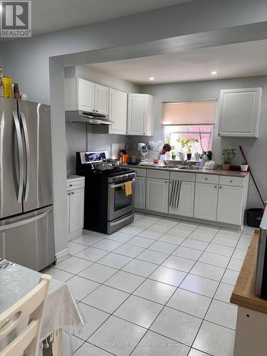 759 Wilson Heights Boulevard, Toronto, ON - Indoor Photo Showing Kitchen