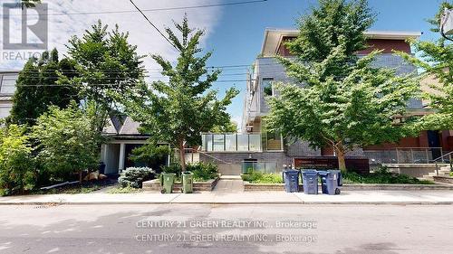 8 - 56 Lippincott Street, Toronto, ON - Outdoor