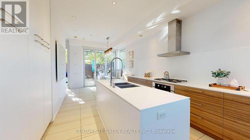 8 - 56 Lippincott Street, Toronto, ON - Indoor Photo Showing Kitchen With Double Sink