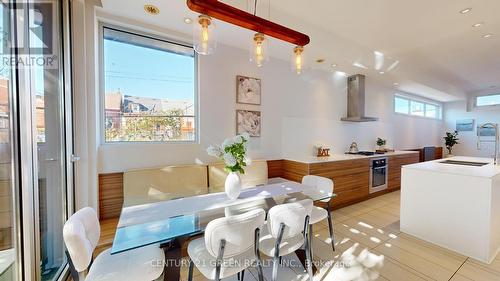 8 - 56 Lippincott Street, Toronto, ON - Indoor Photo Showing Dining Room