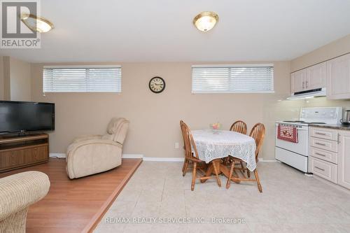 14 Ardglen Drive, Brampton, ON - Indoor