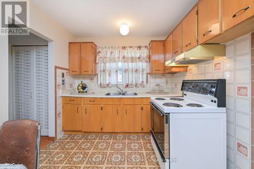 14 Ardglen Drive, Brampton, ON - Indoor Photo Showing Kitchen With Double Sink