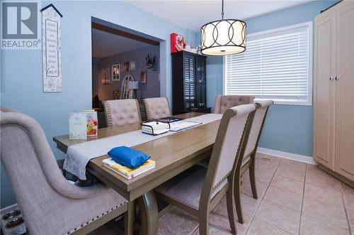 1197 Nottingham, Burlington, ON - Indoor Photo Showing Dining Room