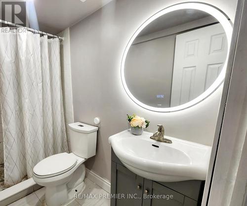 165 Claremont Street, Toronto, ON - Indoor Photo Showing Bathroom