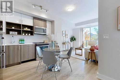 201 - 150 Fairview Mall Drive, Toronto, ON - Indoor Photo Showing Kitchen