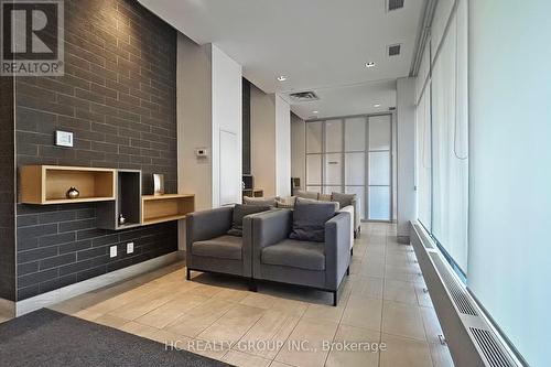 201 - 150 Fairview Mall Drive, Toronto, ON - Indoor Photo Showing Other Room