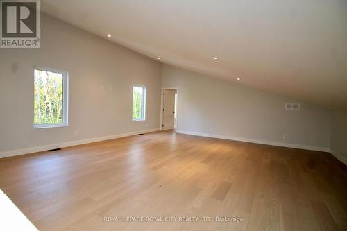 179048 Grey Road 17 Road, Georgian Bluffs, ON - Indoor Photo Showing Other Room