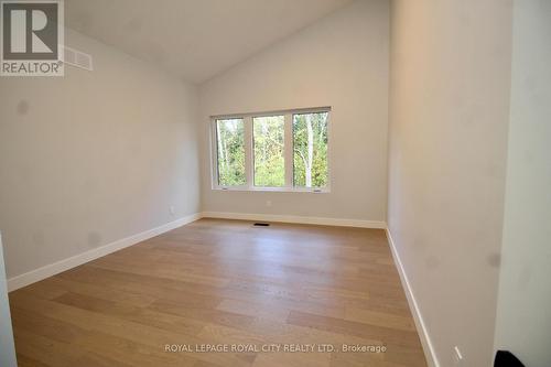 179048 Grey Road 17 Road, Georgian Bluffs, ON - Indoor Photo Showing Other Room