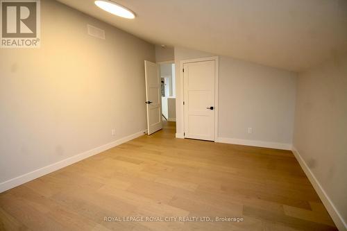 179048 Grey Road 17 Road, Georgian Bluffs, ON - Indoor Photo Showing Other Room