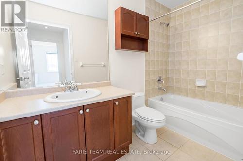 307 - 375 Lakebreeze Drive, Clarington, ON - Indoor Photo Showing Bathroom