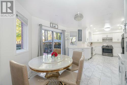 35 Jones Drive, Barrie, ON - Indoor Photo Showing Dining Room