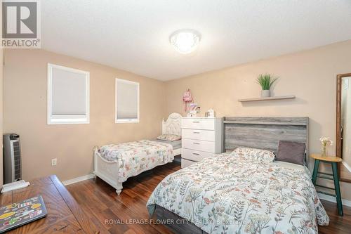 35 Jones Drive, Barrie, ON - Indoor Photo Showing Bedroom