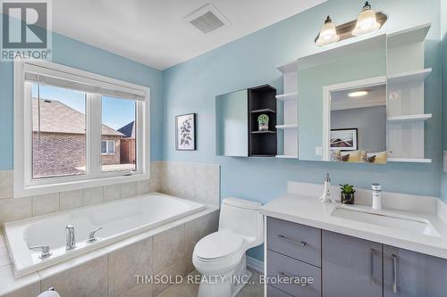 90 Memon Place, Markham, ON - Indoor Photo Showing Bathroom