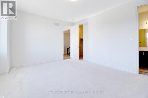 32 Twinleaf Crescent, Adjala-Tosorontio, ON - Indoor Photo Showing Other Room