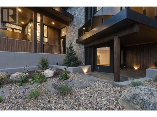 9857 Beacon Hill Drive, Lake Country, BC - Outdoor With Exterior