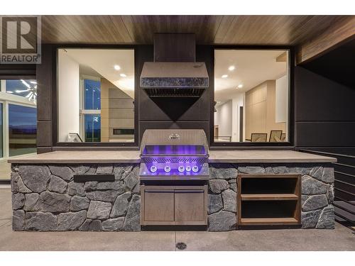 9857 Beacon Hill Drive, Lake Country, BC -  With Fireplace