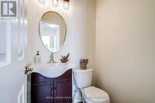 74 Attridge Drive, Aurora, ON - Indoor Photo Showing Bathroom