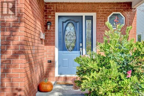 25 Sarrazin Way, Ottawa, ON - Outdoor