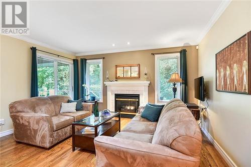 266 Church Street, Brockville, ON - Indoor Photo Showing Living Room With Fireplace