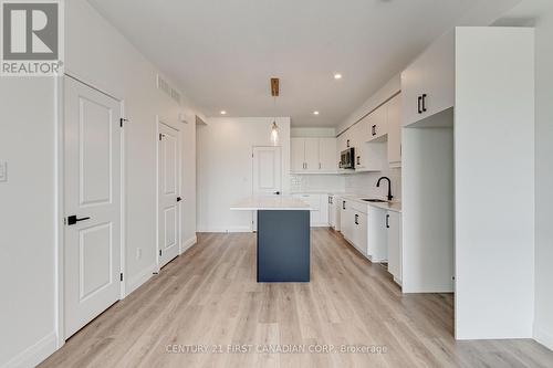 59 - 3900 Savoy Street W, London, ON - Indoor Photo Showing Kitchen