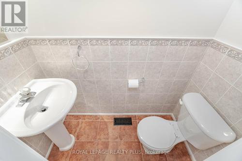 524 Lumberton Crescent, Mississauga, ON - Indoor Photo Showing Bathroom