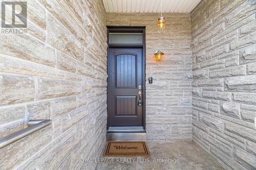 524 Lumberton Crescent, Mississauga, ON - Indoor