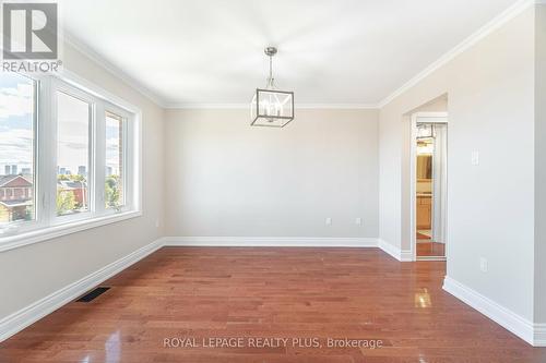 524 Lumberton Crescent, Mississauga, ON - Indoor Photo Showing Other Room