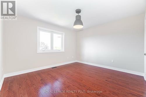 524 Lumberton Crescent, Mississauga, ON - Indoor Photo Showing Other Room