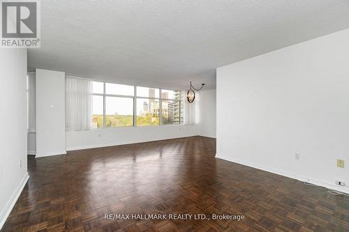 902 - 900 Yonge Street, Toronto, ON - Indoor Photo Showing Other Room