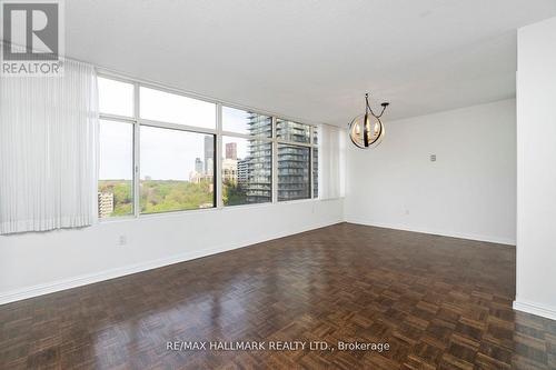 902 - 900 Yonge Street, Toronto, ON - Indoor Photo Showing Other Room