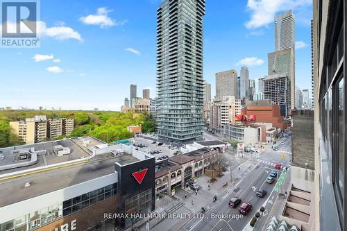 902 - 900 Yonge Street, Toronto, ON - Outdoor