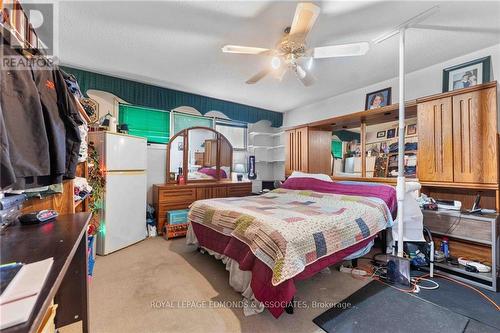 375 White Water Road, Laurentian Valley, ON - Indoor Photo Showing Bedroom