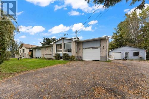 375 White Water Road, Pembroke, ON - Outdoor