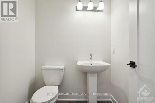 46 Tennant Drive, Rideau Lakes, ON - Indoor Photo Showing Bathroom