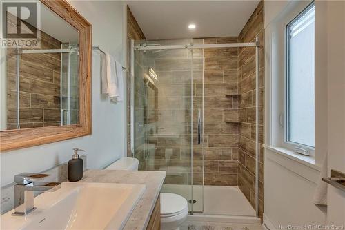 10 Shad Court, Moncton, NB - Indoor Photo Showing Bathroom