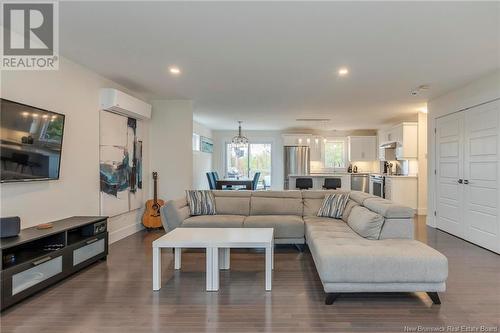 10 Shad Court, Moncton, NB - Indoor Photo Showing Living Room