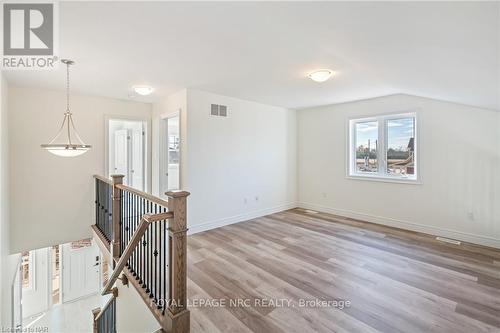 54 Beachwalk Crescent, Fort Erie, ON - Indoor Photo Showing Other Room