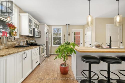 5244 Highway 37, Tweed, ON - Indoor Photo Showing Kitchen